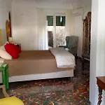 Silia Bed and Breakfast Κάπρι