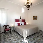 Silia Κάπρι