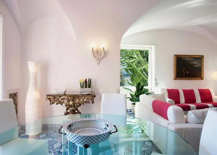 Couette-café Silia 4*