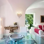 לינה וארוחת בוקר Silia 4*