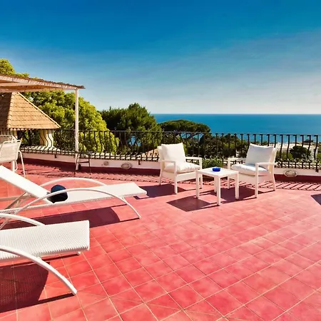 לינה וארוחת בוקר Silia קאפרי