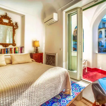 Silia לינה וארוחת בוקר 4*