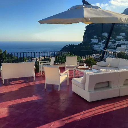 Silia Capri