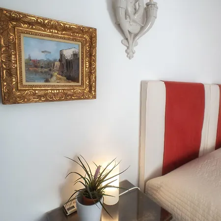 Silia לינה וארוחת בוקר קאפרי