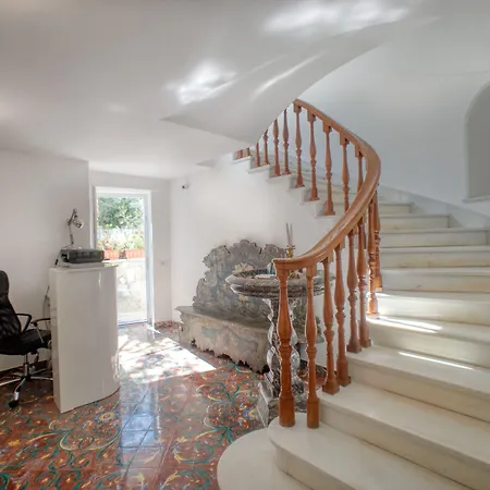 Silia Bed and breakfast 4*